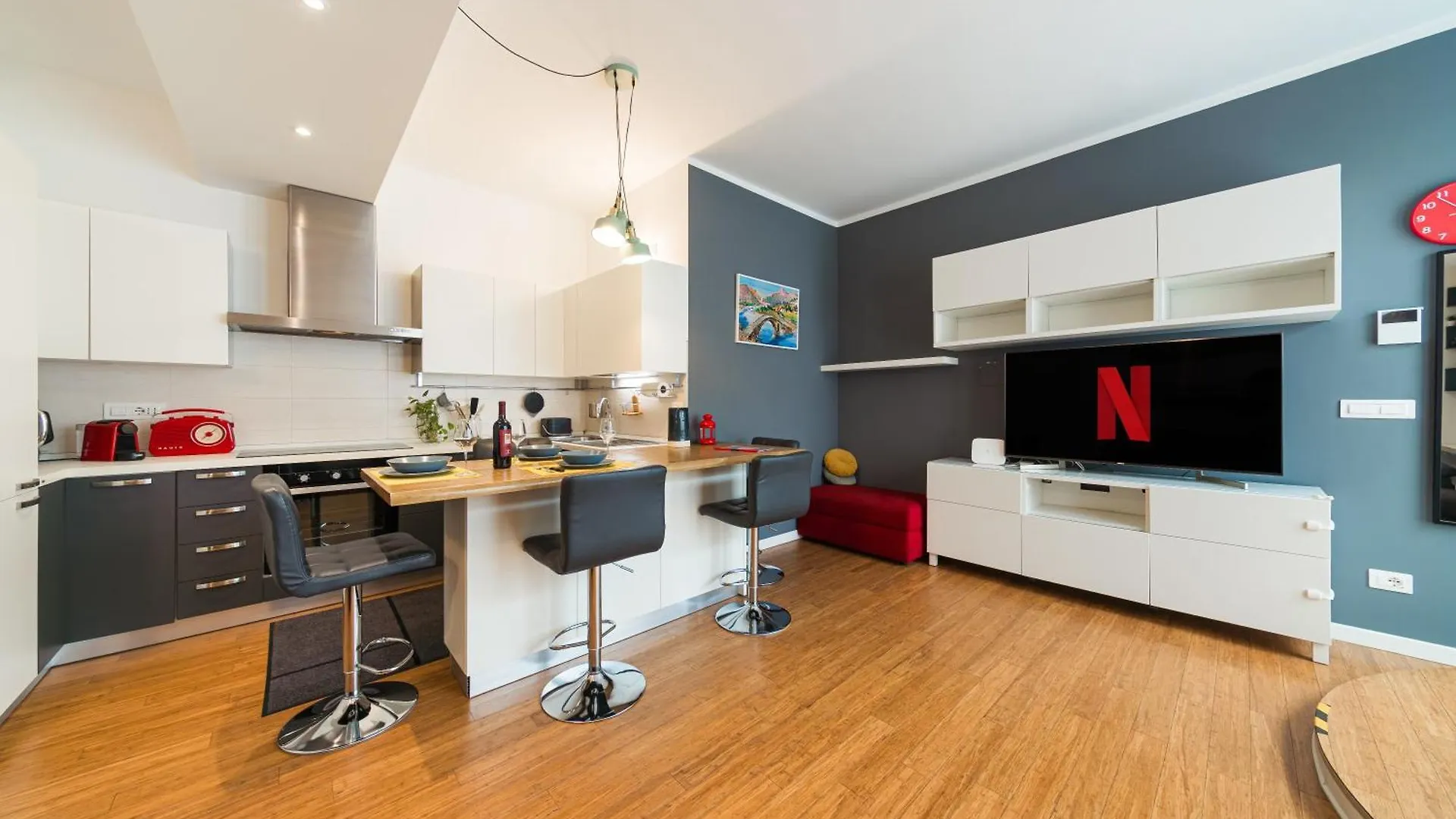 Nettuno Apartment - Private Garden In Bologna Center