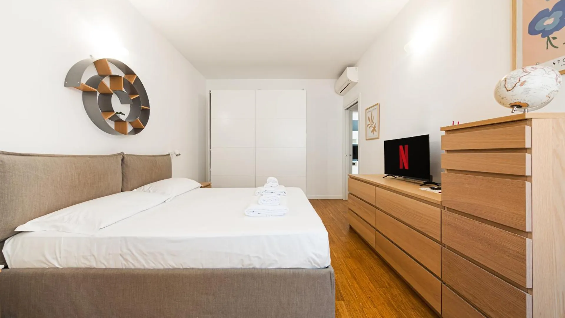 Nettuno Apartment - Private Garden In Bologna Center
