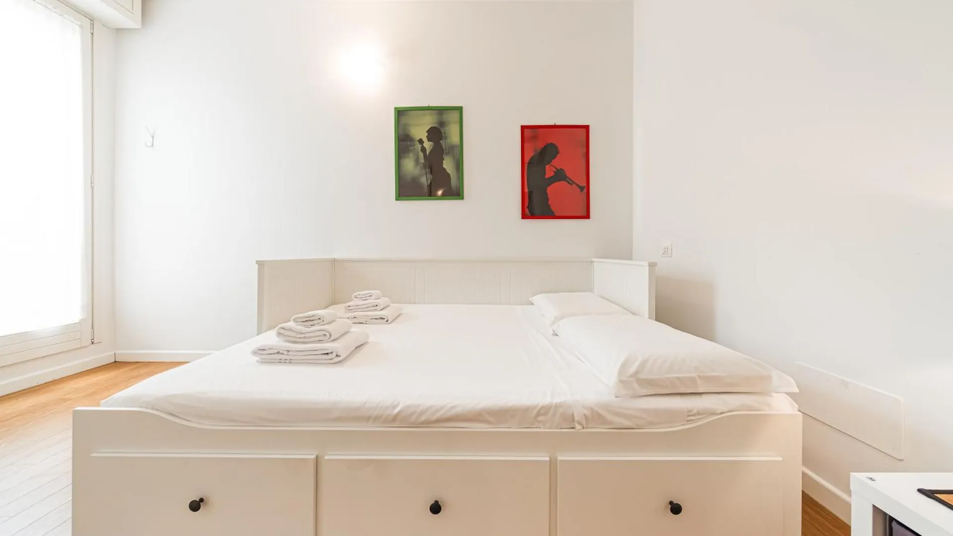 Nettuno Apartment - Private Garden In Bologna Center